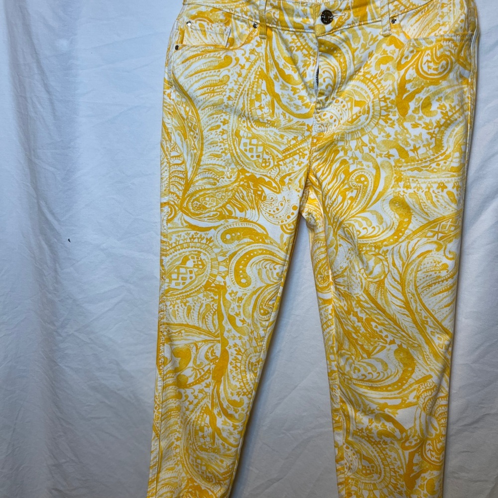 Chico's Santorini Scroll Platinum Crop Daffodil Yellow Slim Jeans Size 0.5, or 6